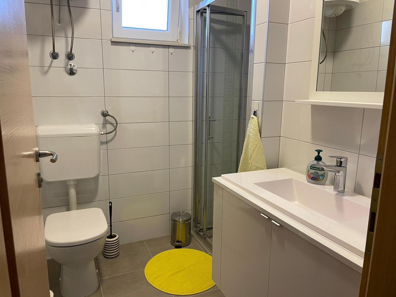 Family Apartment B&B Biograd Na Moru Eksteriør billede